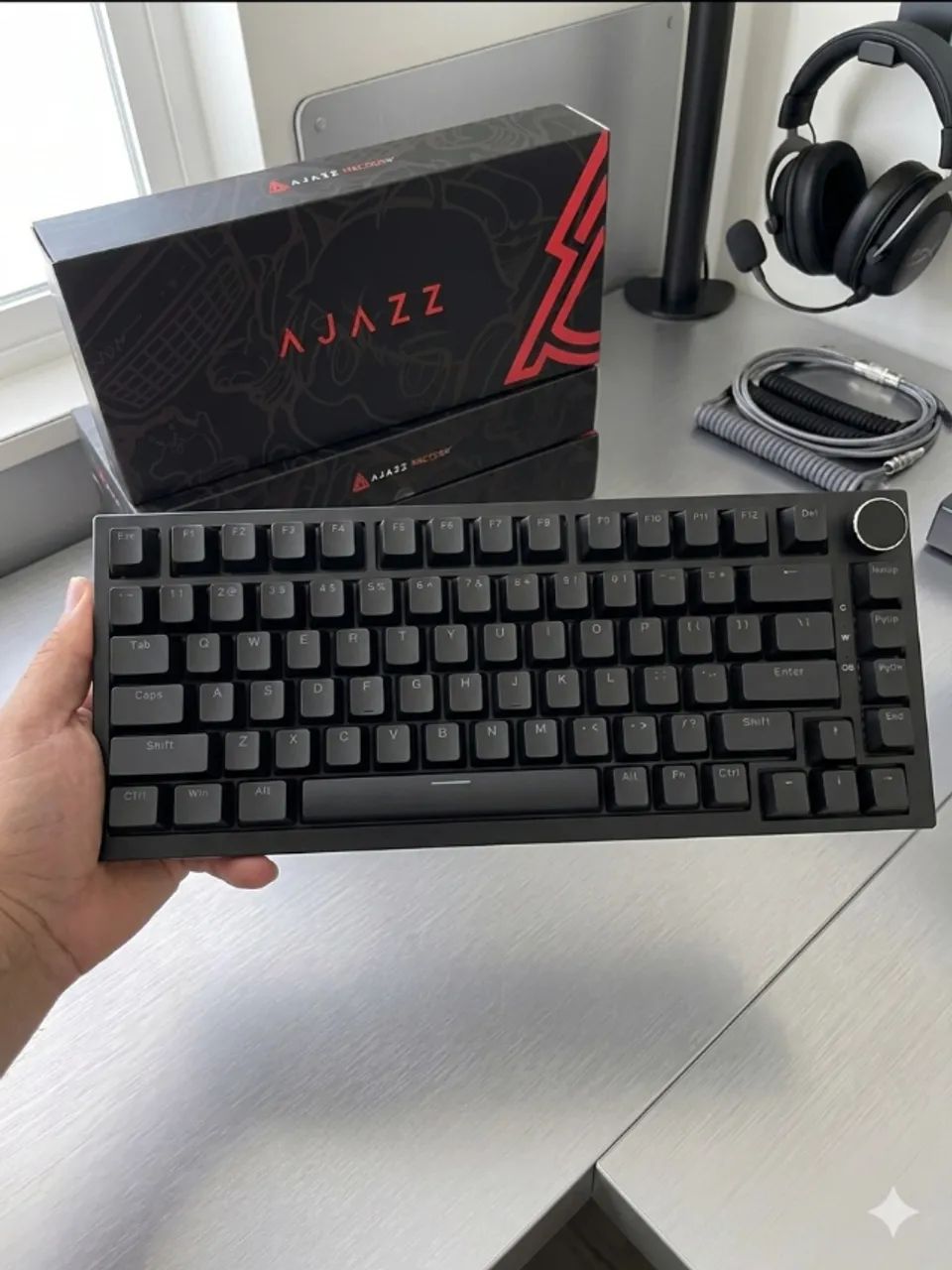 TECLADO MECÂNICO AK820 - CONFORTO E PRECISÃO PARA JOGOS E TRABALHO - Foto 2