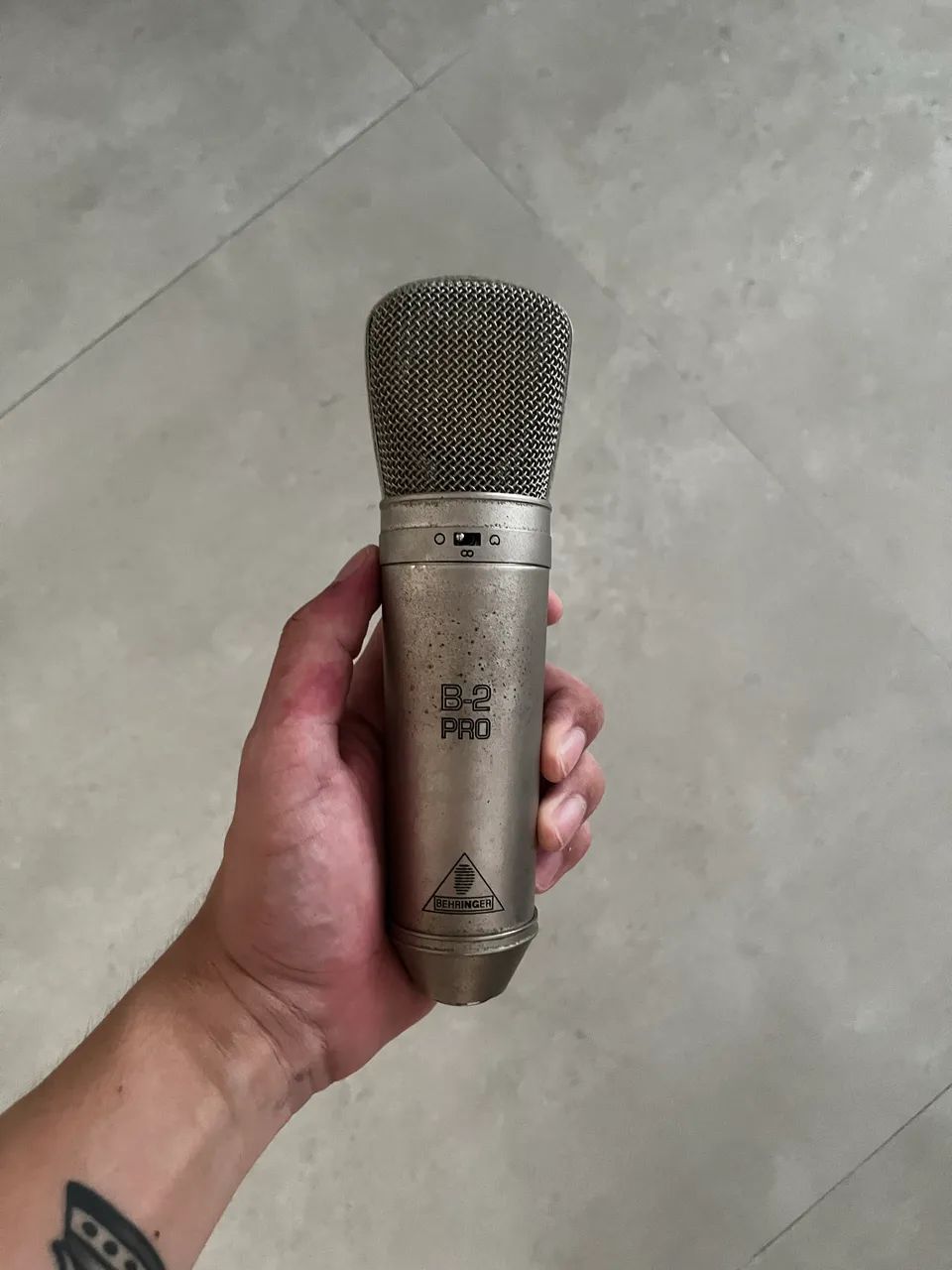 Microfone Condensador Behringer B-2 PRO Profissional - Foto 2