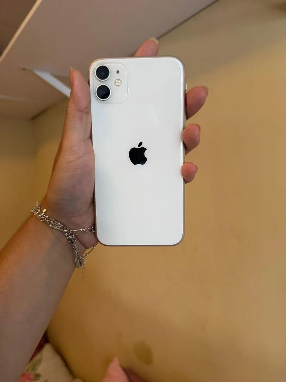 IPHONE 11 - 128GB