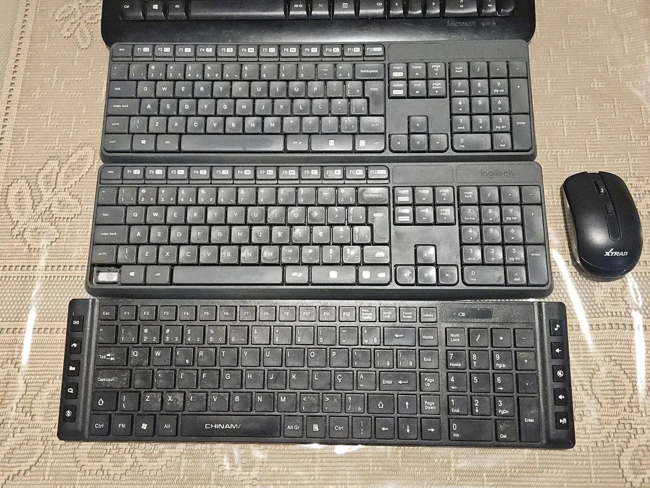 Lote de Teclados Microsoft, Logitech, etc. *Sem Dongle  - Foto 2