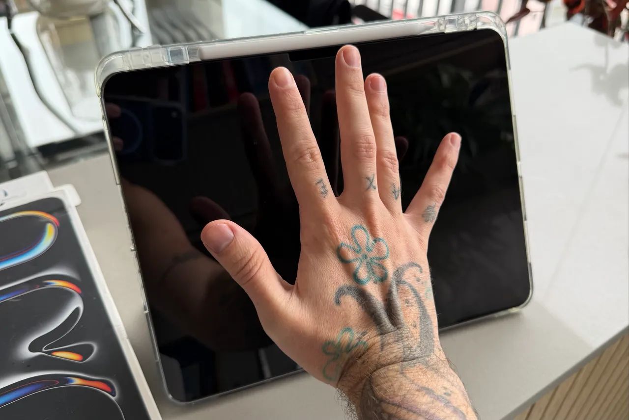 iPad Pro 13? (M4) Wi-Fi 256Gb Preto Espacial + Apple Pencil Pro