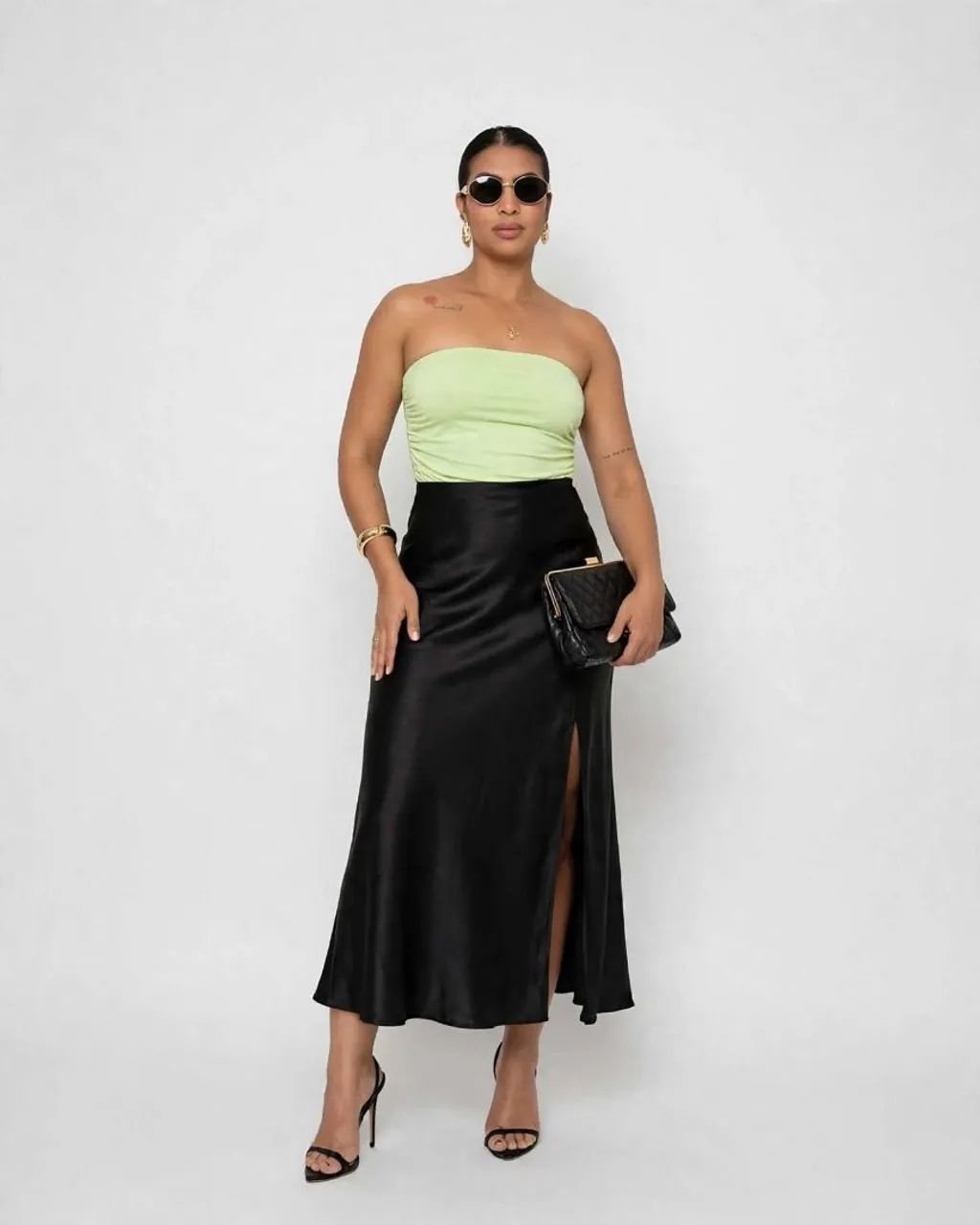 Blusa sem alça veste até 44 - Foto 2