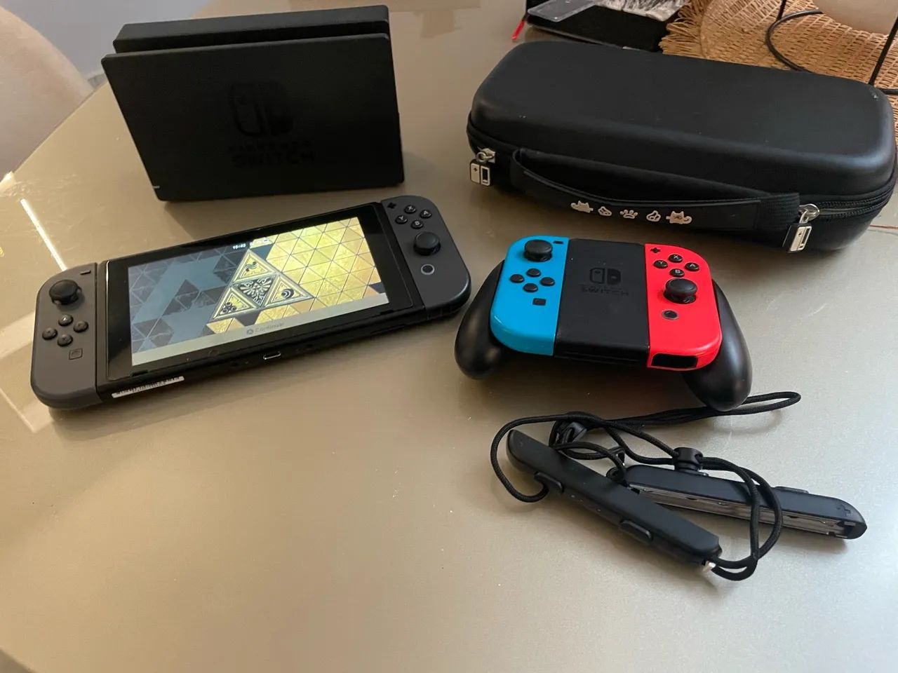 Nintendo switch v2 desbloqueado e acessórios 