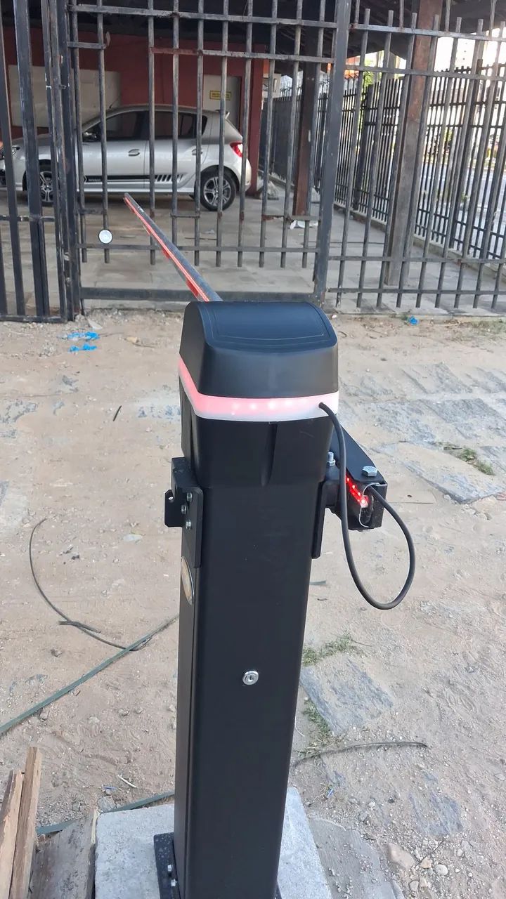 Serviços elétricos e eletrônicos 