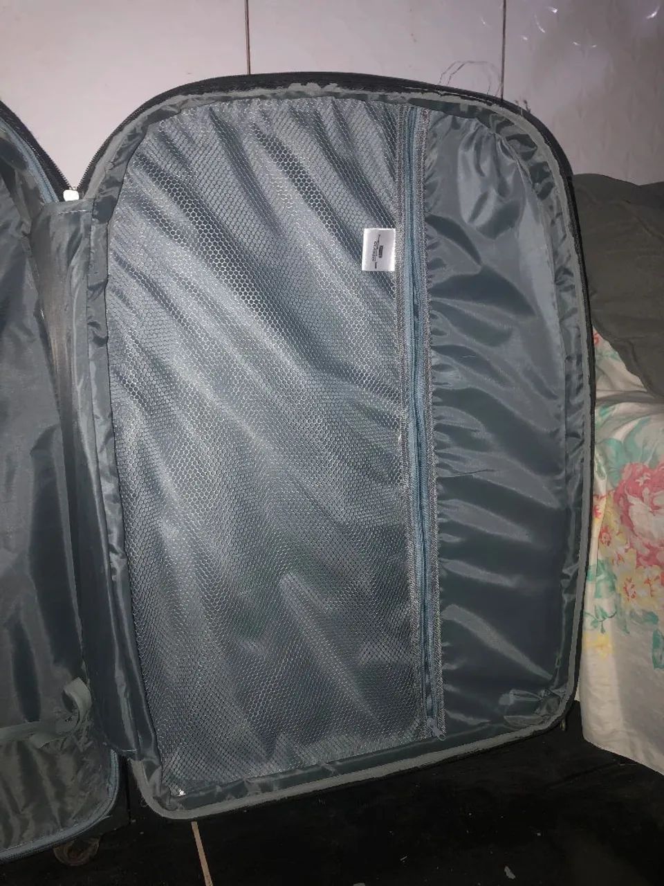 Imperdível!!!! Mala para viagem. - Foto 2
