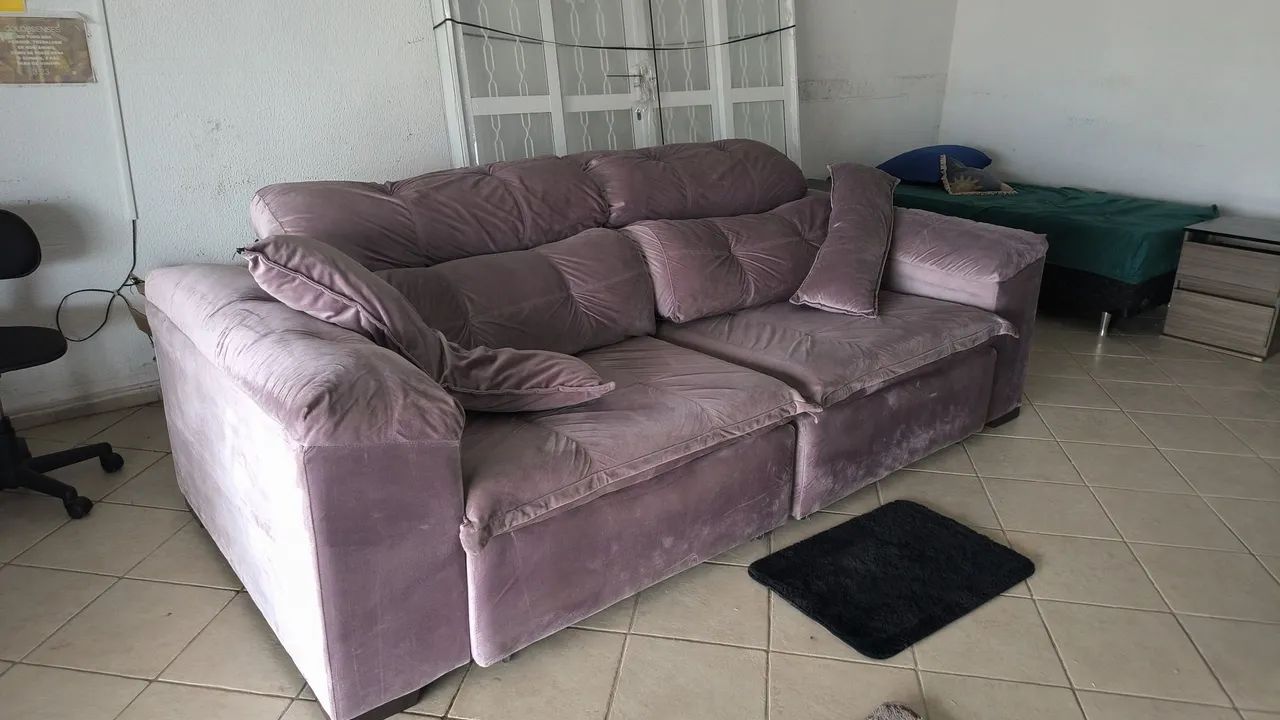 SOFA EM ÓTIMO ESTADO 2,60M 6 X SEM JUROS NO CARTÃO. - Foto 4