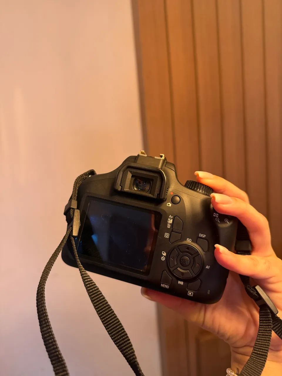 Câmera T100 profissional 