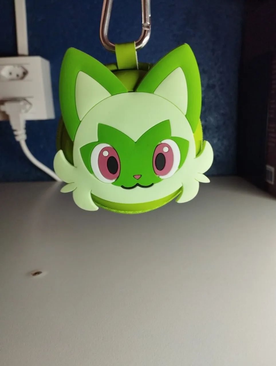 Bolsinha de acessórios Pokémon Sprigatito
