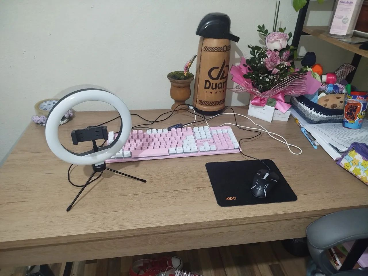 Vendo kit de teclado, mouse, mouse pad e ring light