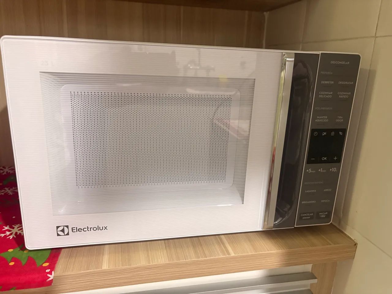 Micro-ondas 23 litros Electrolux Novo 