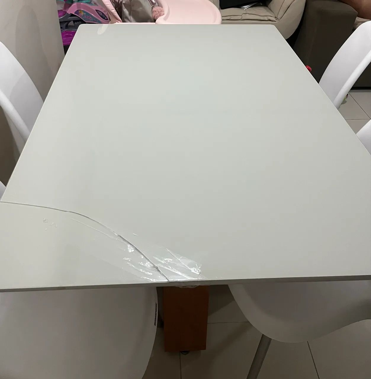 MESA DE JANTAR COM AVARIA 65570169065603124