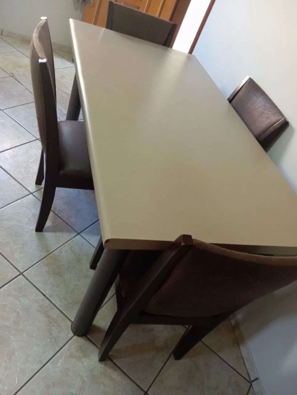 Mesa de jantar 4 cadeiras 