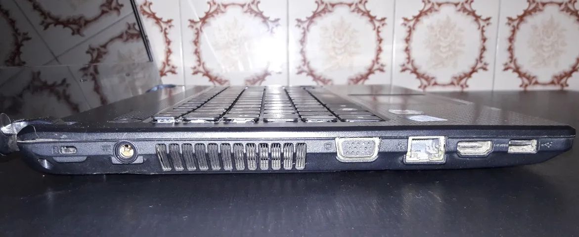 Notebook COM DEFEITO Emachines D728 Para Retirada de Peças ou Manutenção - Foto 5