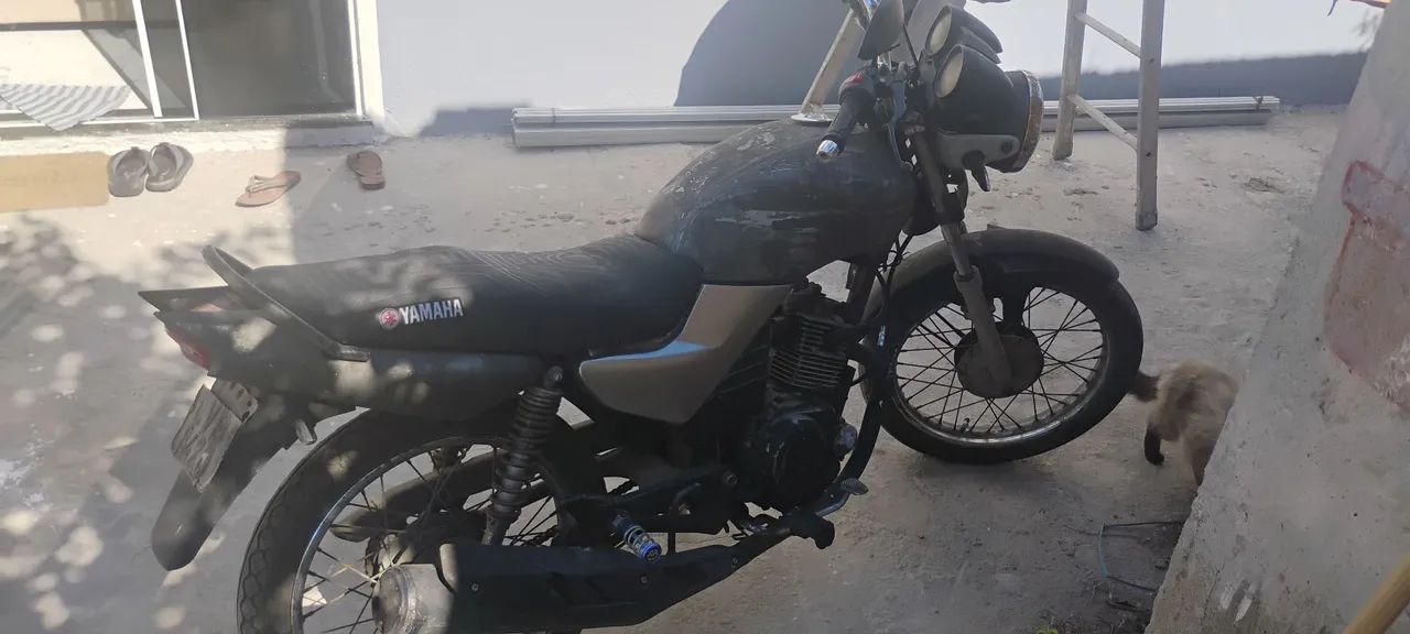 YBR 125 E 2006 - Foto 2