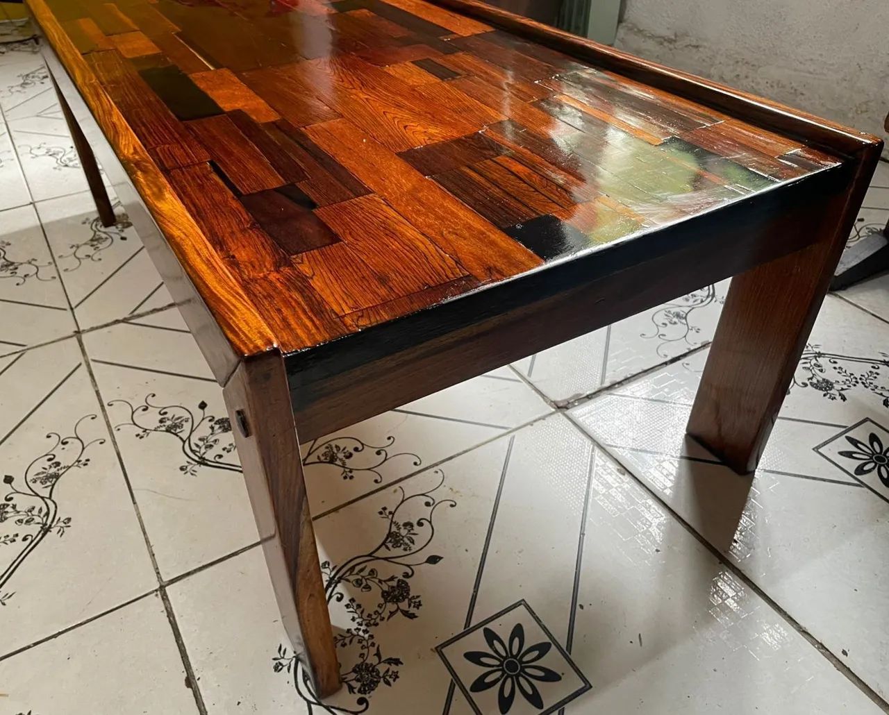 Mesa de centro em Jacarandá Design anos 60