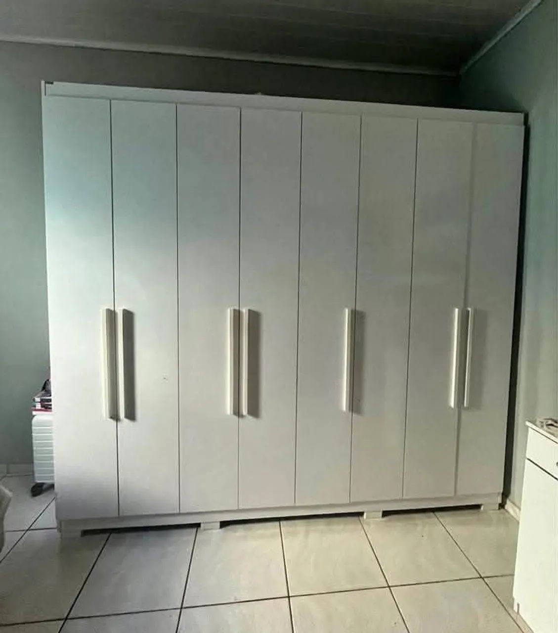 Vendo guarda roupa usado bem conservado entrega e montagem grátis 