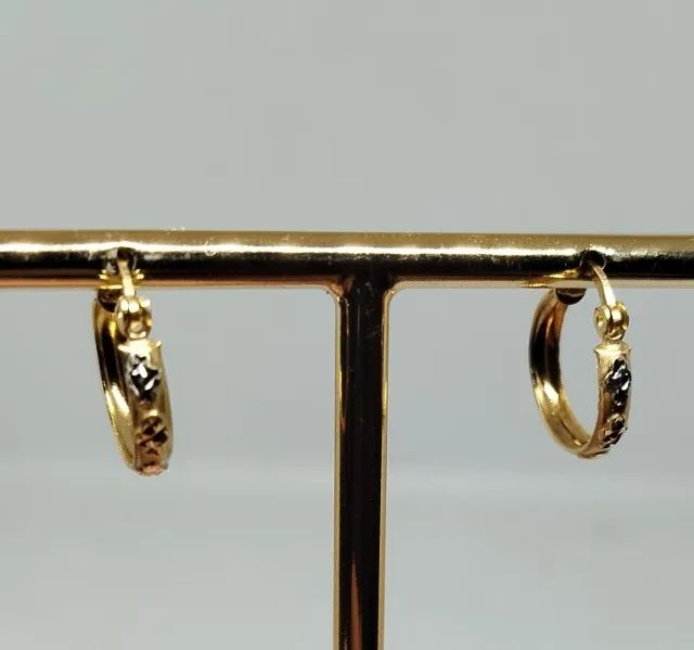 Brincos argola redonda ouro 18k - 1,5cm - Foto 3
