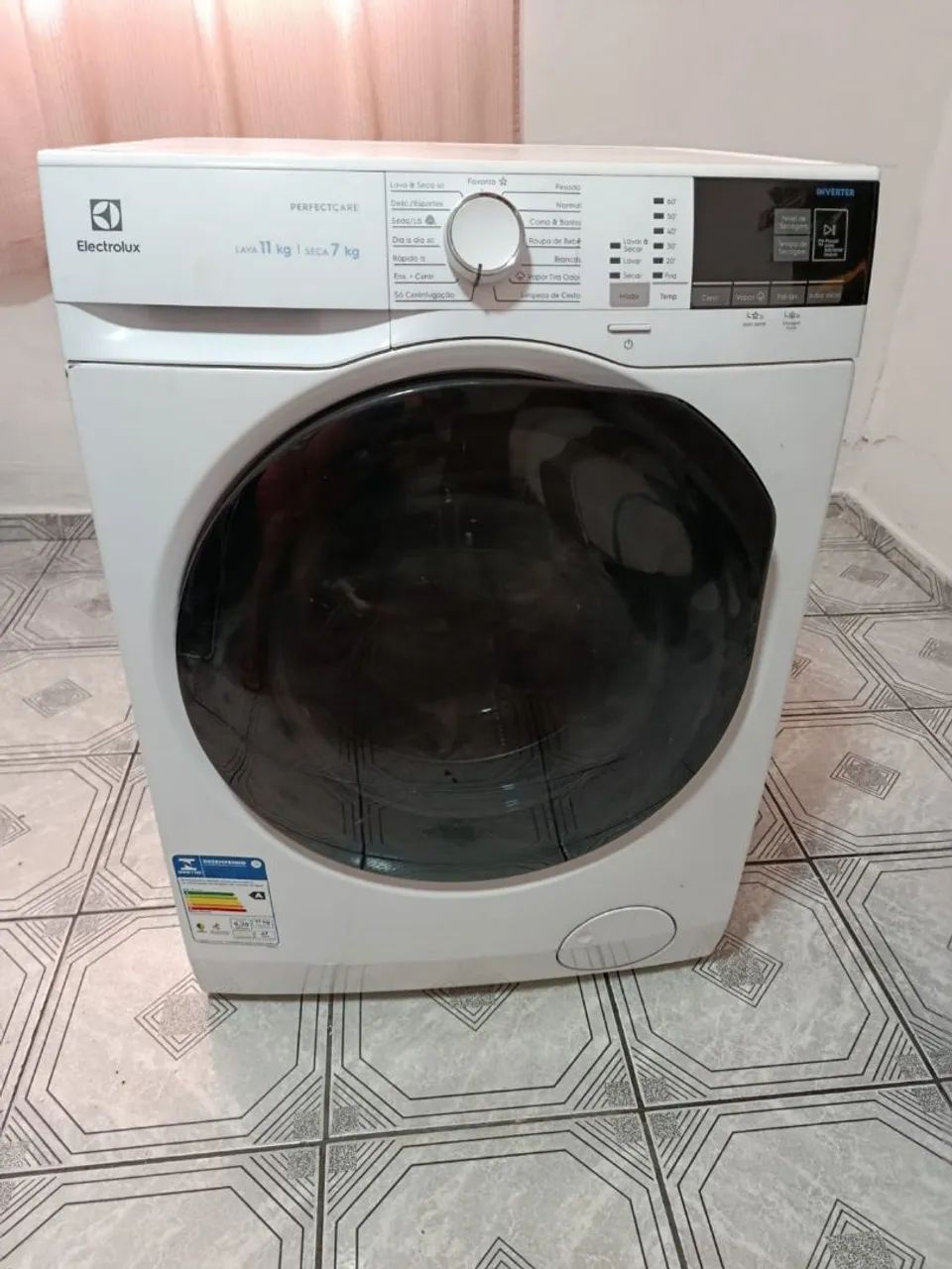 Lava e Seca Electrolux LSP11 COM DEFEITO NA PLACA.