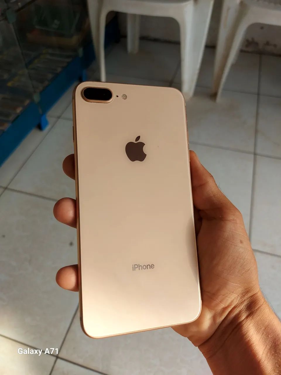 Iphone 8plus 600$ perfeito funcionamento  - Foto 2