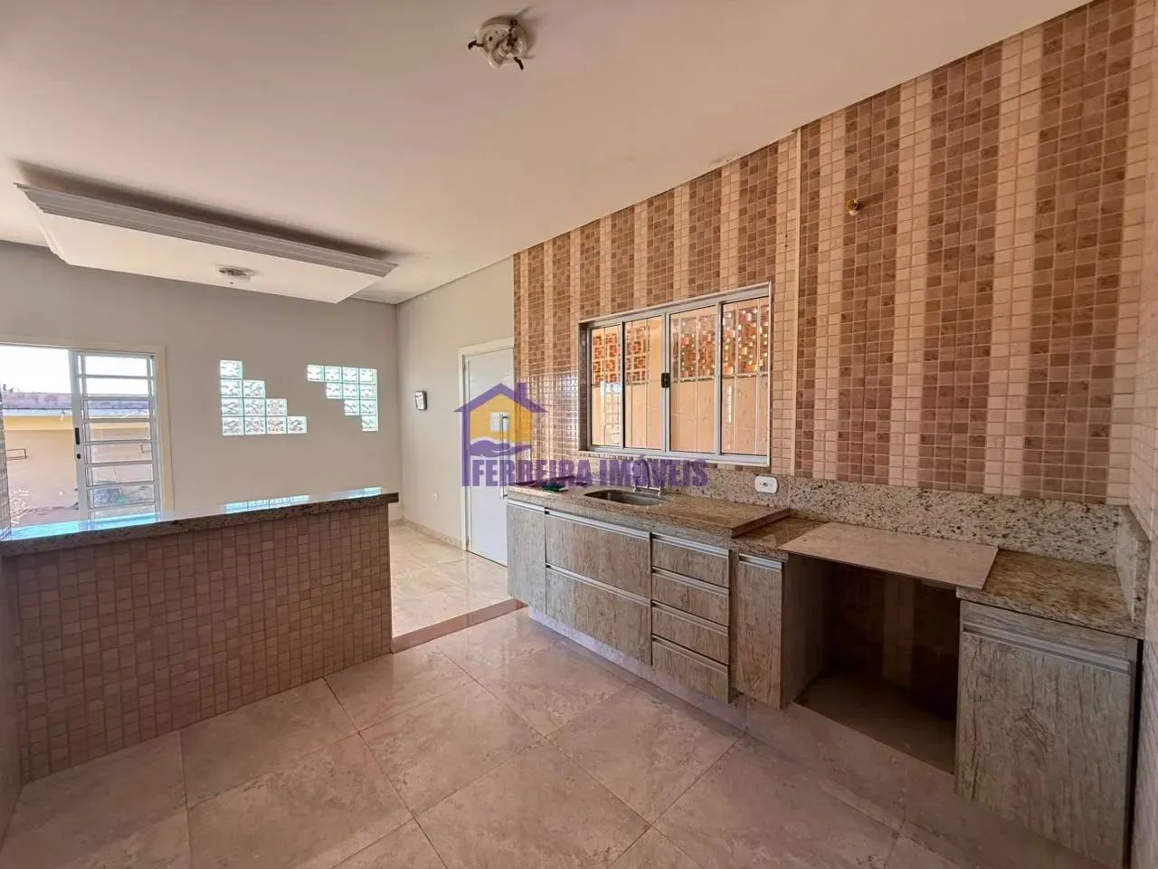 Ibiúna, chácara com piscina, muito bem localizada - Foto 5