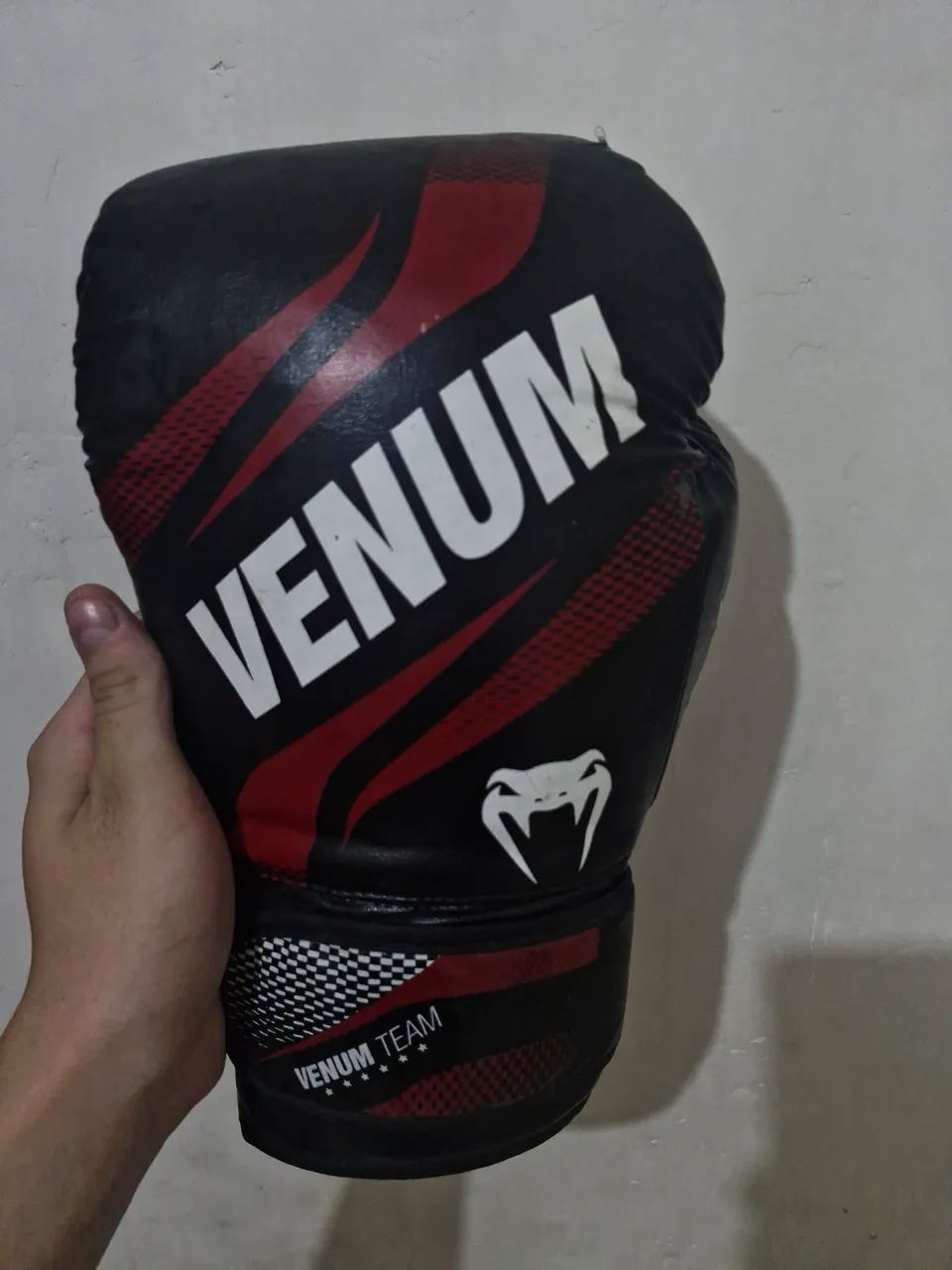 LUVA VENUM 14 OZ  - Foto 2