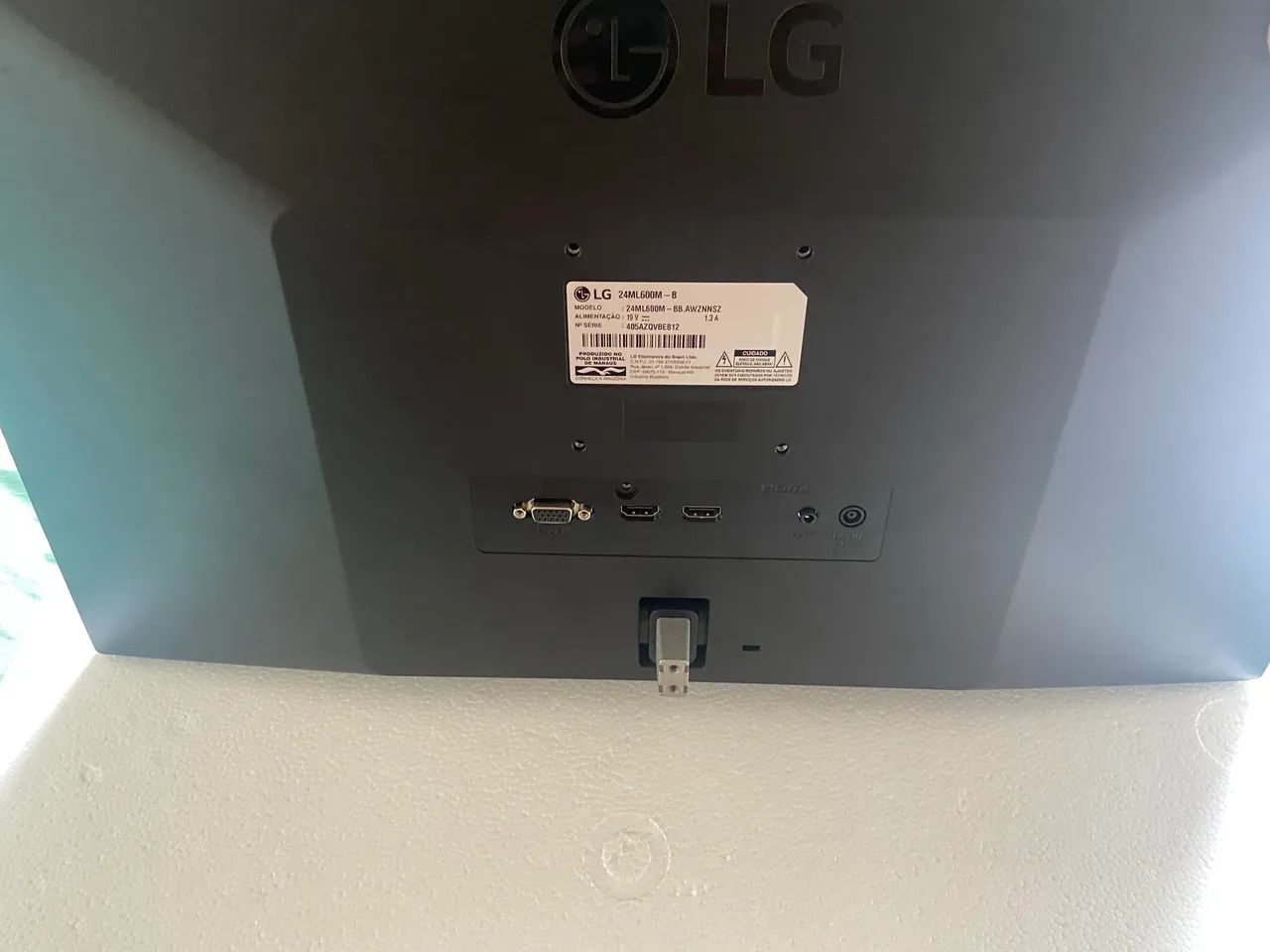 LG 24ML600M, 24 polegadas, Full HD (1920x1080) com painel IPS65126767556482121