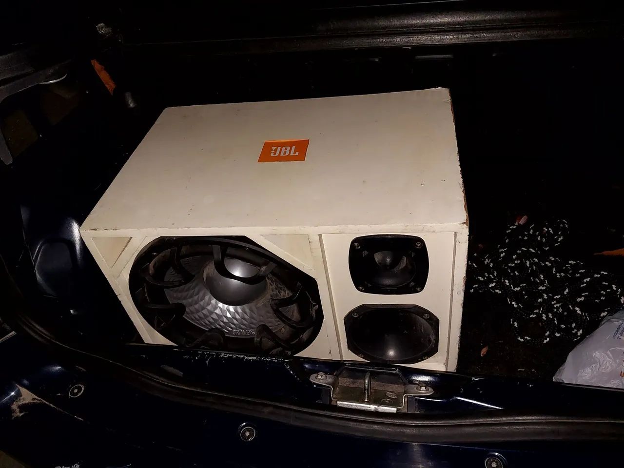 Caixa de som para carro 