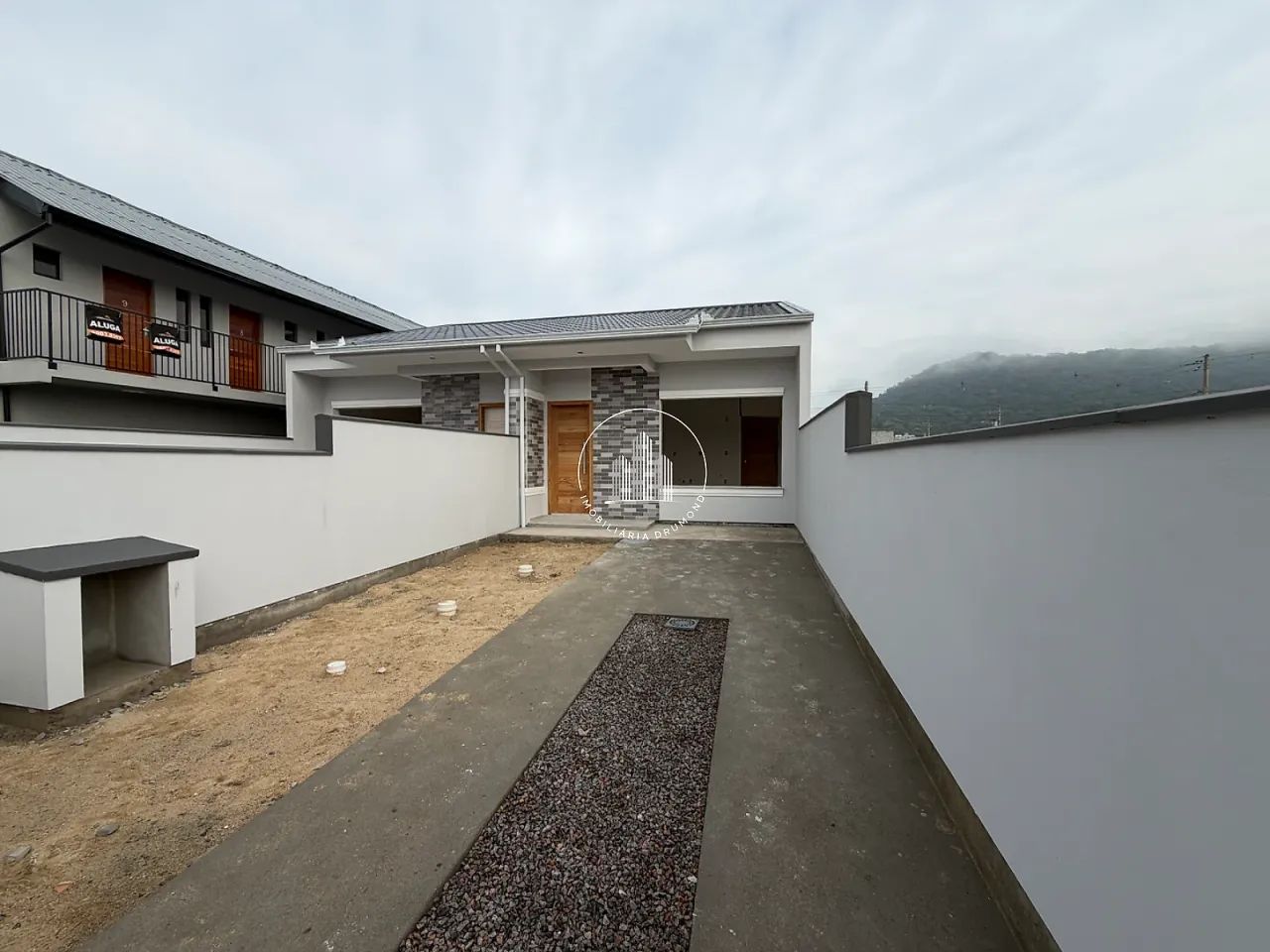 Casa geminada 2 dormitórios com suíte em Forquilhas - EST - Foto 5