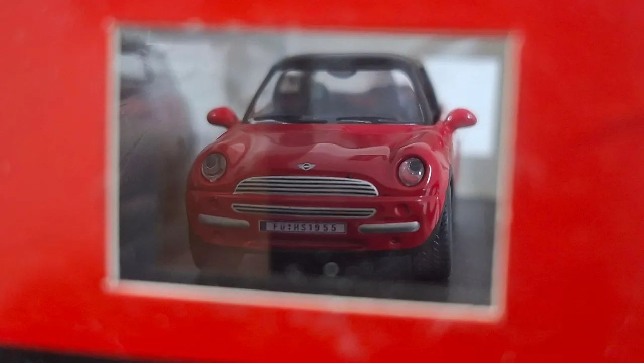 Mini Cooper miniatura California 1:64 - Foto 2