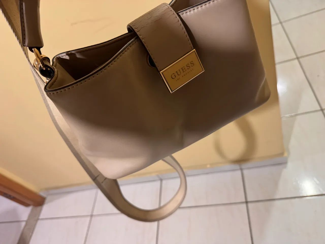 Bolsa guess original