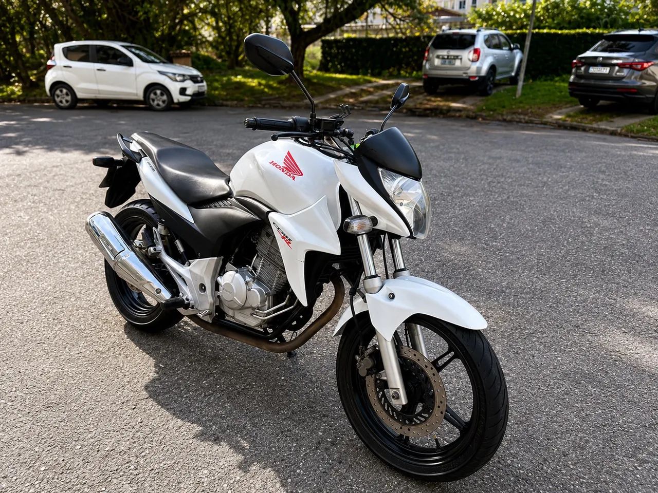 CB300 2014 - Foto 4
