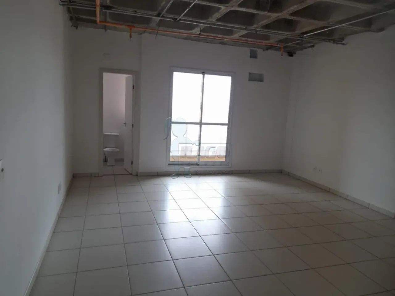 Sala comercial de 37m² com 01 lavabo à venda - Nova Ribeirânia - Foto 3