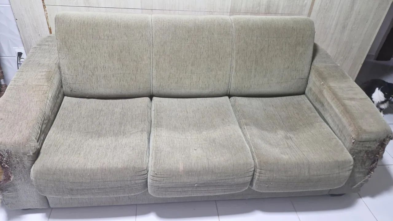 Doação sofá 3 lugares. 