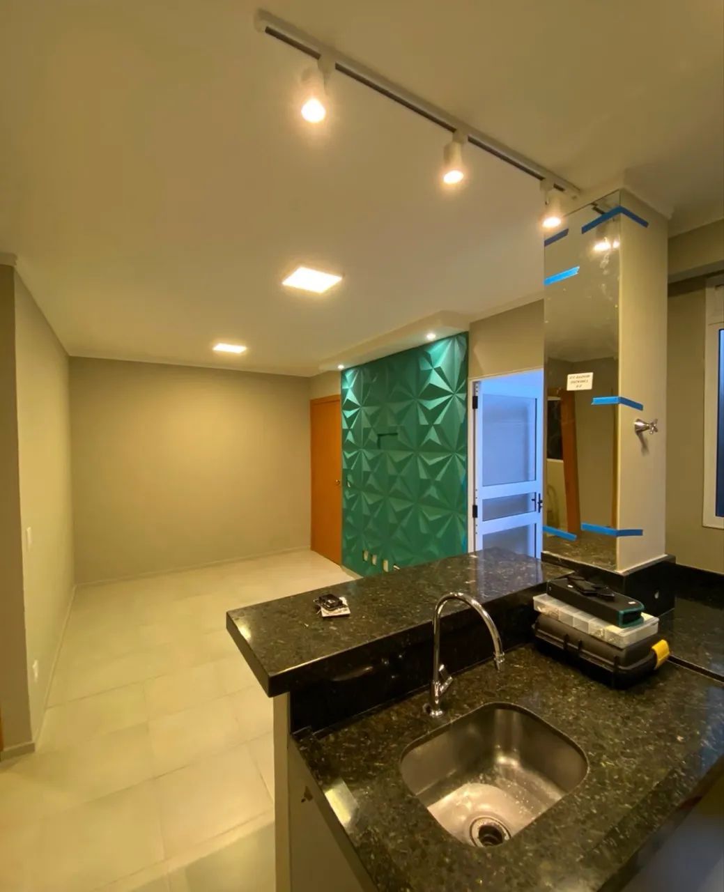APARTAMENTO EM ÁGUAS LINDAS 