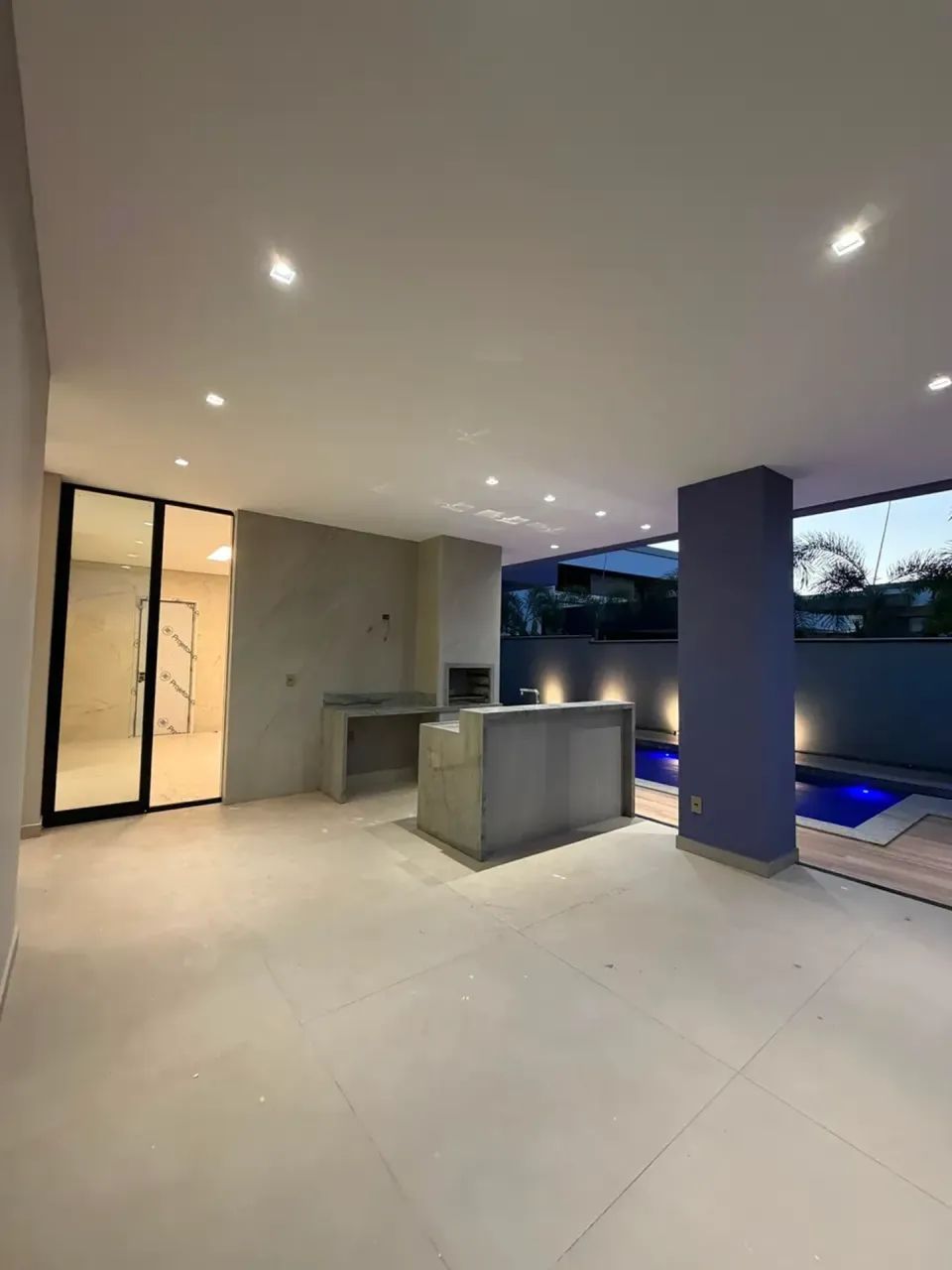 Casa no Alphaville/ 5 suítes / 396m2 de área construída - Foto 2