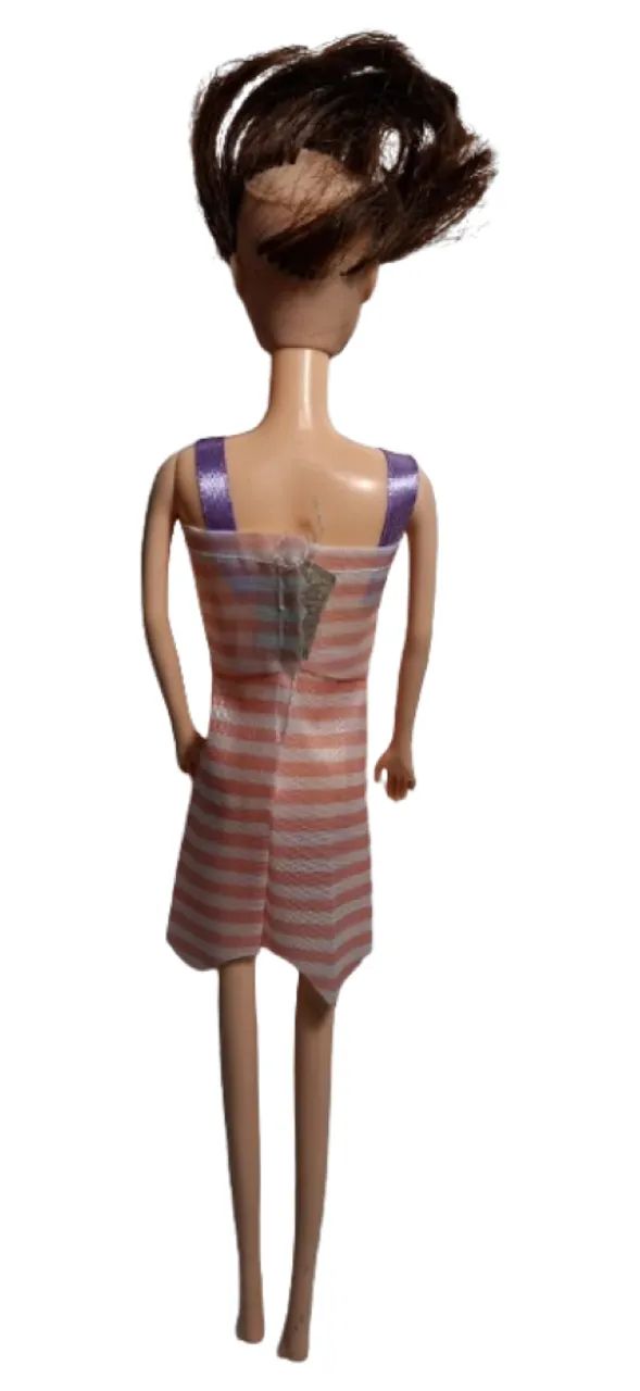 Boneca Magrela Tipo Barbie Simples 29cm Usada - Foto 5