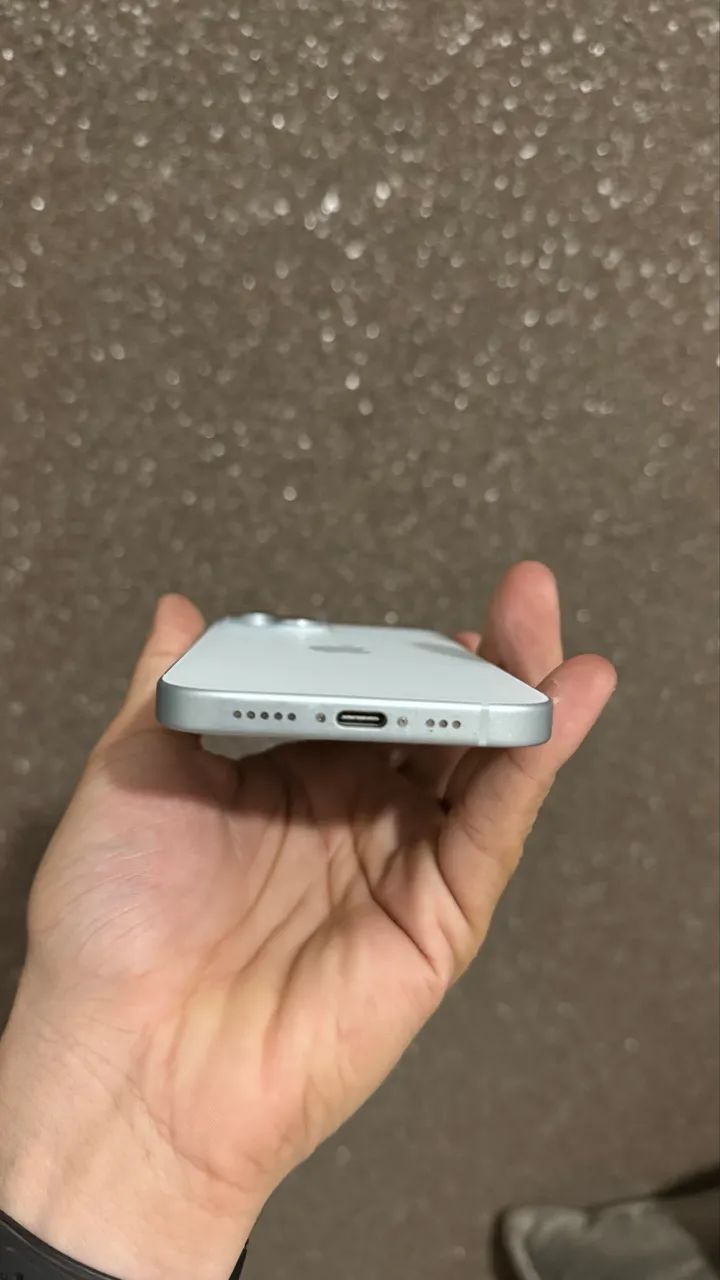 iPhone 15 azul novinho  - Foto 5