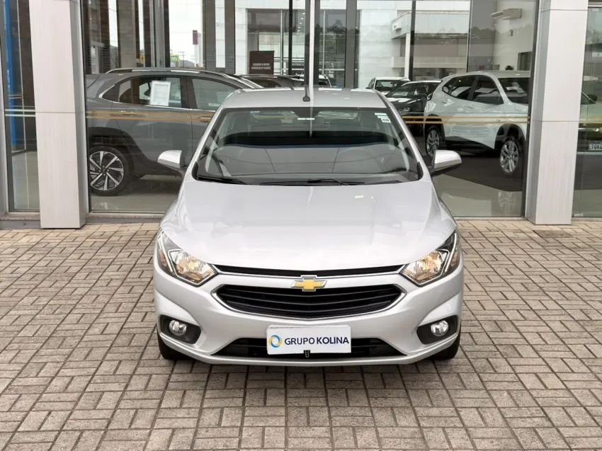 Chevrolet Onix Hatch LTZ 1.4 8V Flex Mec. 4P 2017 - Foto 2