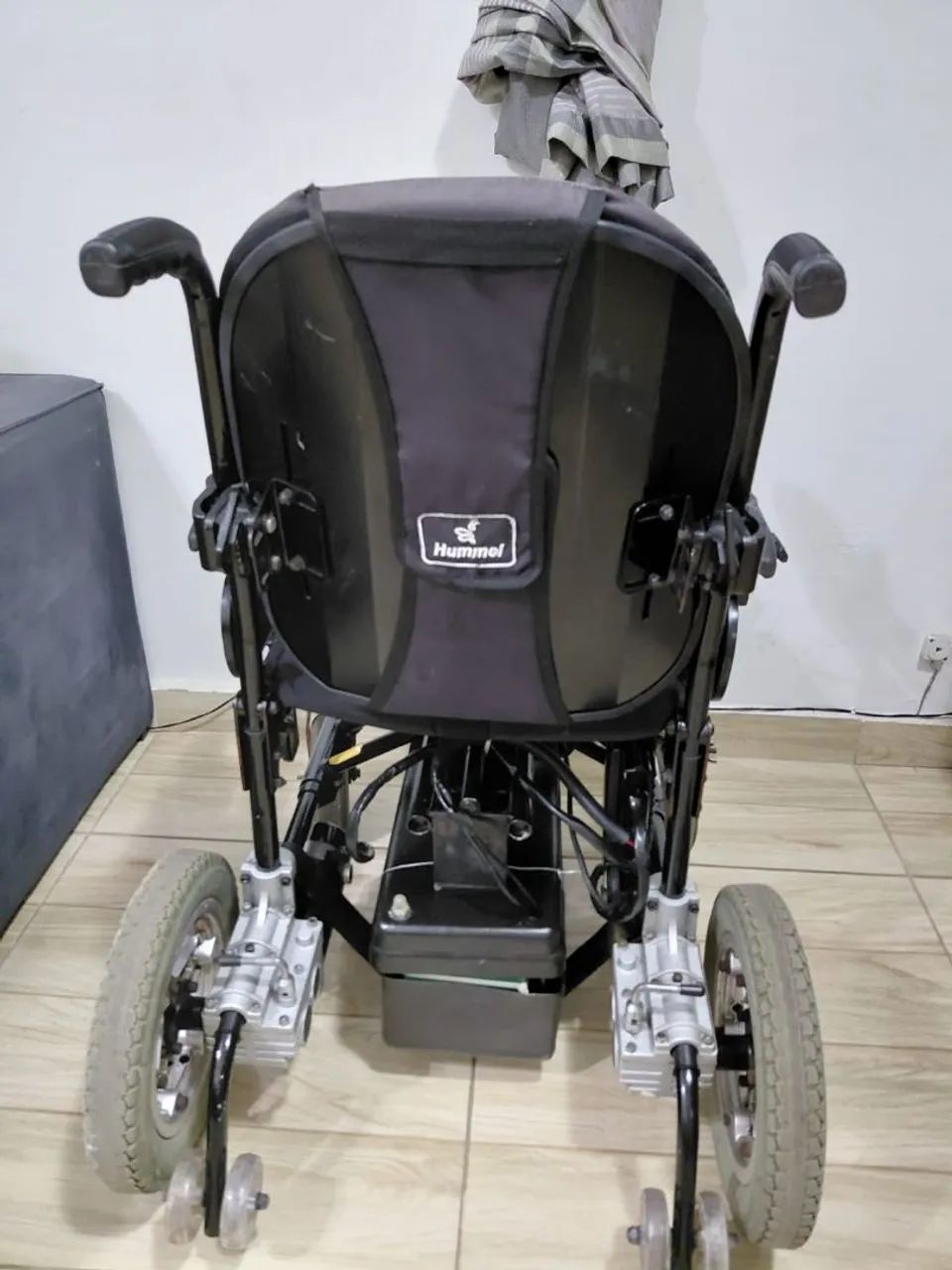 Cadeira de rodas motorizada  - Foto 4