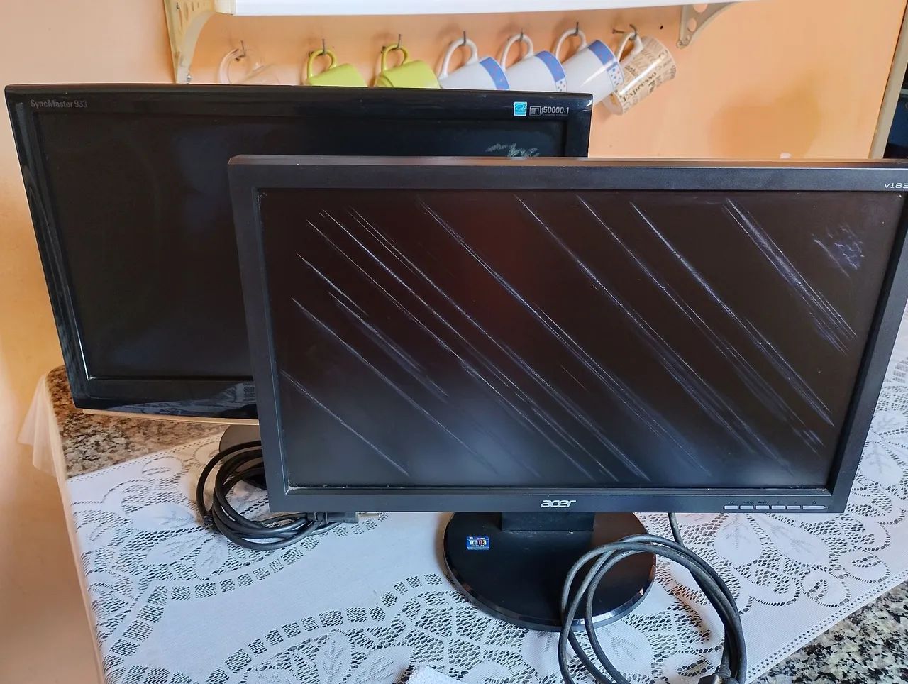 vendo 2 monitores  