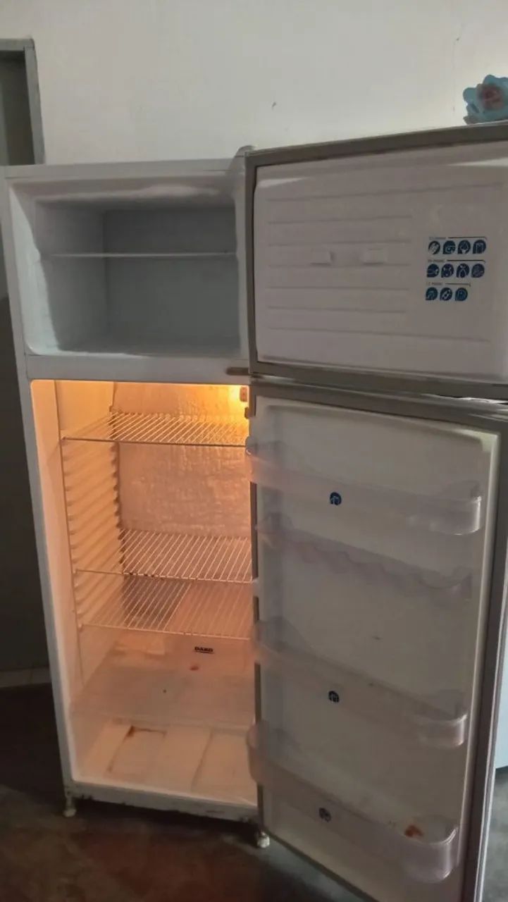 Geladeira Dako  - Foto 4