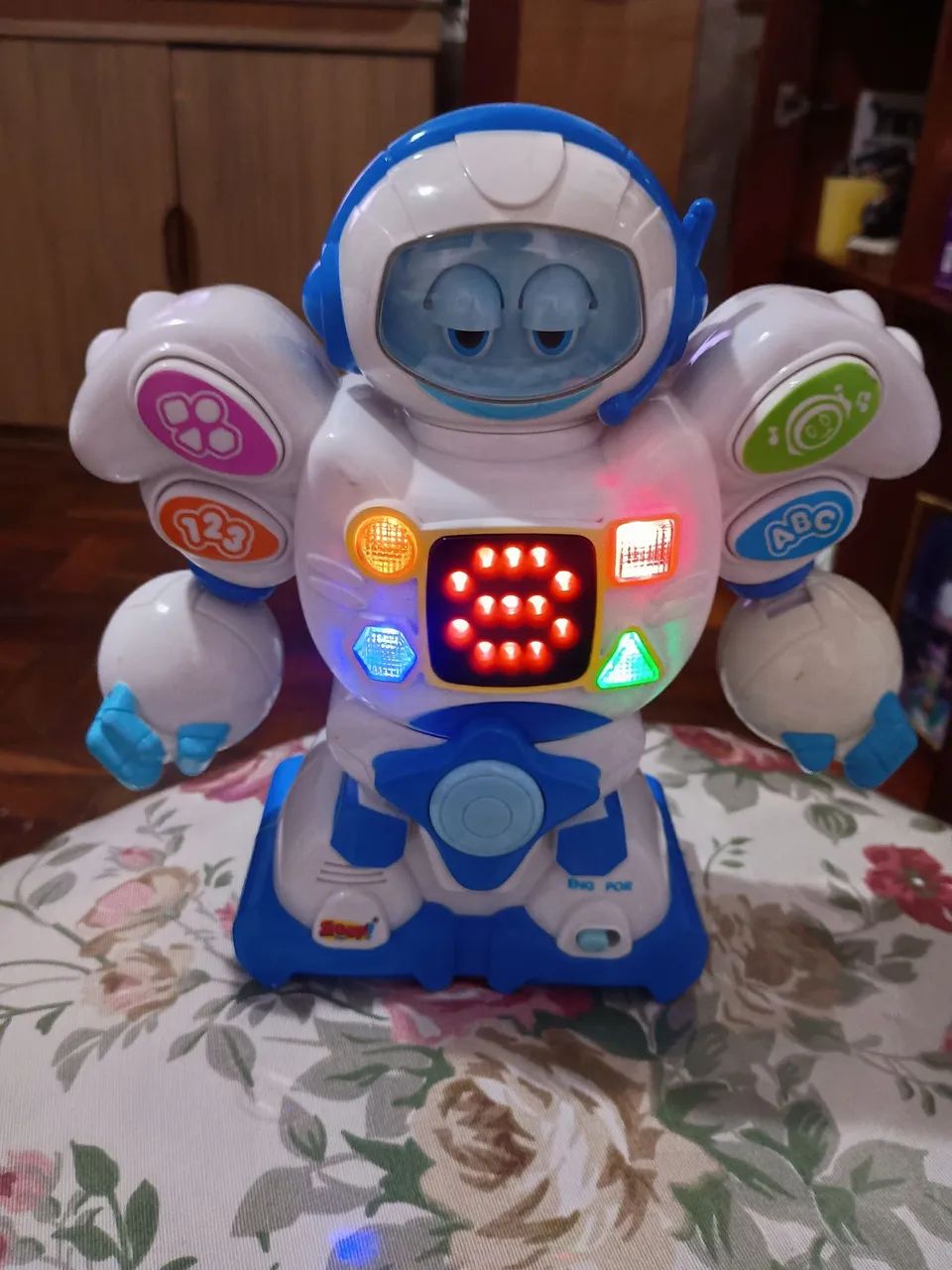 Robô brinquedo  - Foto 2