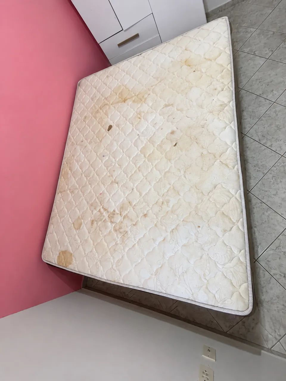 Cama Box Queen + Colchão de Molas Ensacadas Gazin