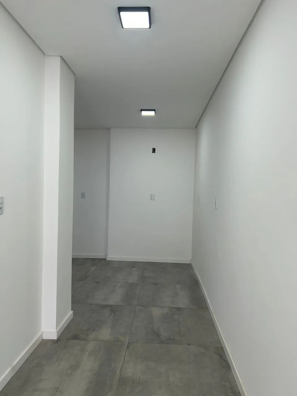 Alugo Sala Comercial Nova - Foto 2