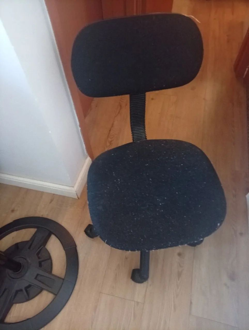 Vendo cadeira de escritório 