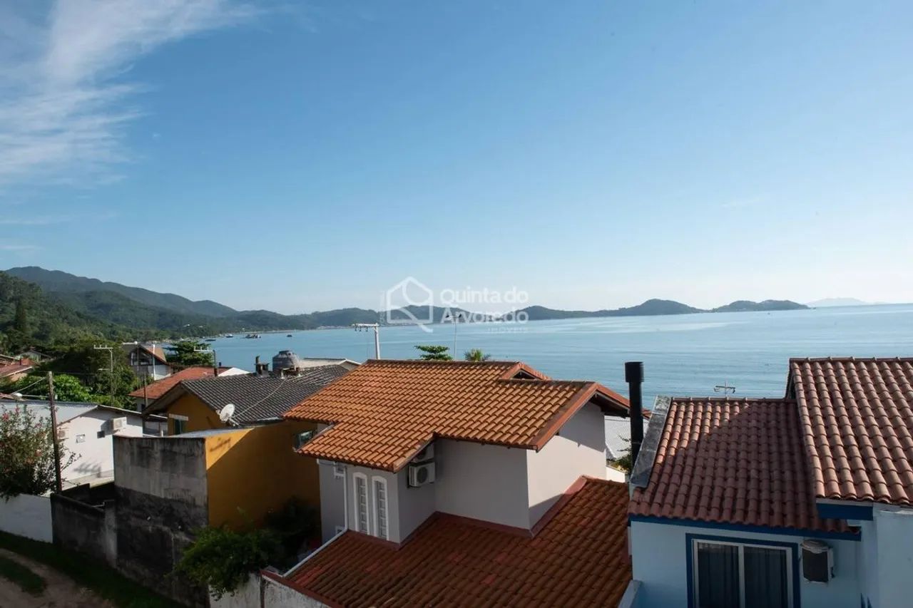 Sobrado Praia dos Magalhães