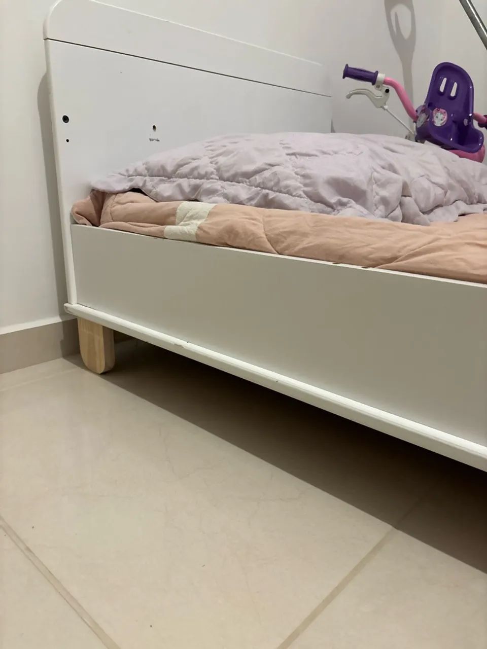 Cama infantil com colchao 