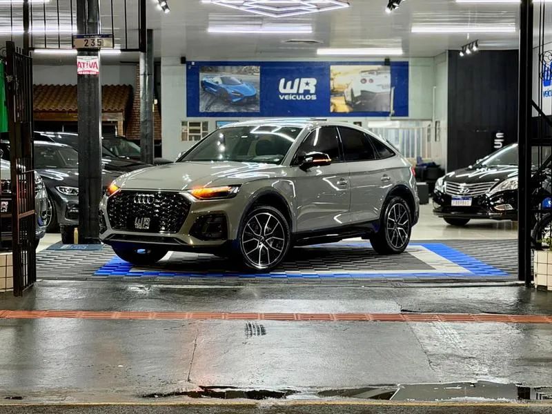 Audi Q5 Spb. S-line Black 2.0 TFSI Qua.s-tron 2022