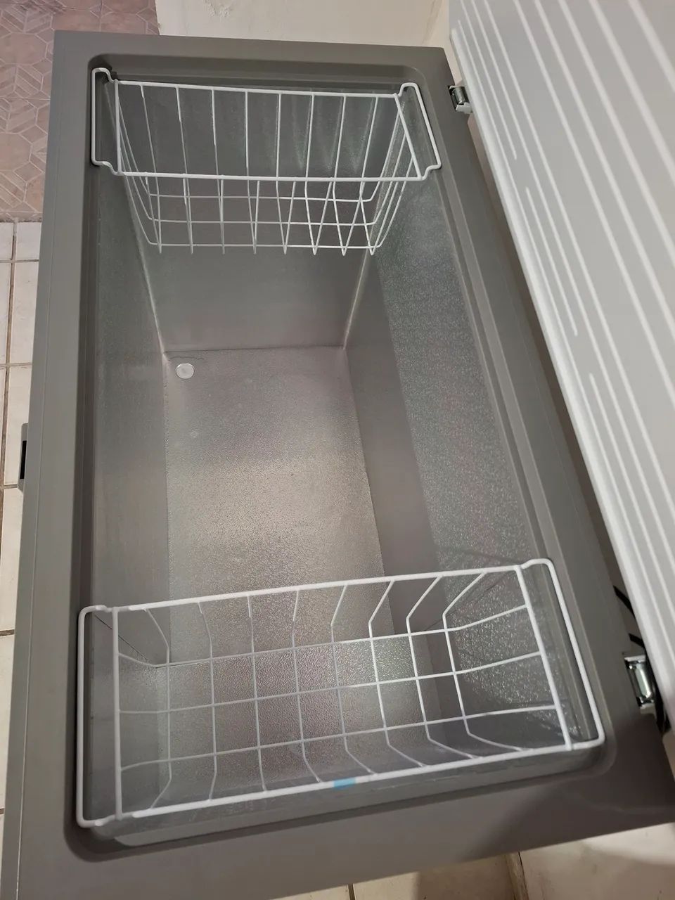 Freezer horizontal midea 293 lts nova  - Foto 4