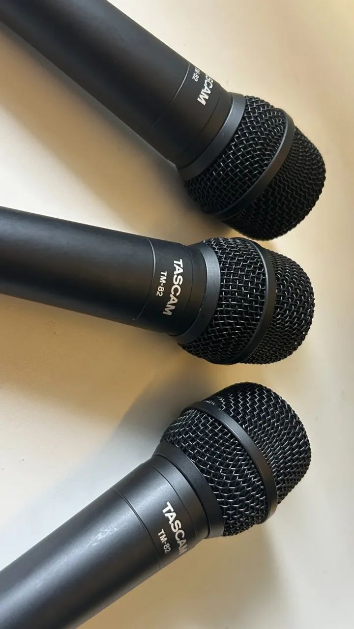 Kit 3 Microfones TASCAM TM-82 + 3 Cabos de 10m - Podcast - Foto 4